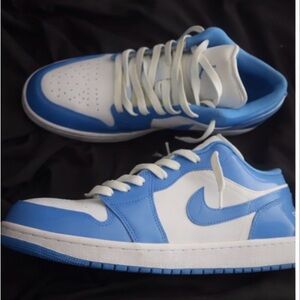 Nike Blue and White Men's Sneakers